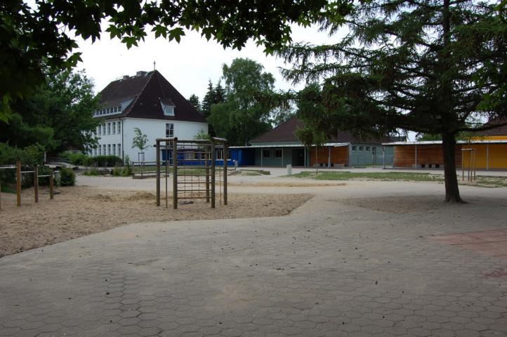 tl_files/images/Spielgelaende1.JPG